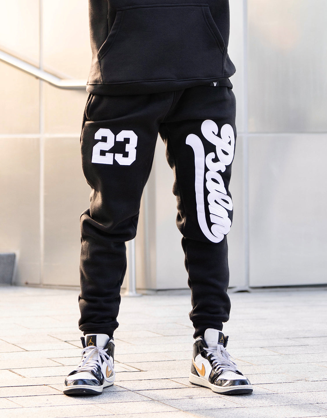 Japanese Hip Hop Graphic Printed Sweatpants For Men Stylish Long Black  Streetwear Pants For Spring 210930 From Kong003, $17.66 | DHgate.Com